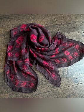 Authentic Alexander McQueen skull silk scarf shawl